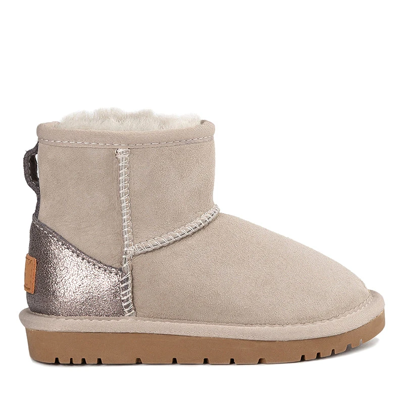 UGG Kids Mini Boots 3 UGG Kids Mini Boots