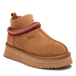 UGG Supreme Tash Knit Platform -Chic Clothing Store 3 49b78184 4eeb 4582 add3 a20be8e8a770