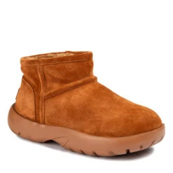 UGG Premium Ashton Mini Boots -Chic Clothing Store 3 7ae35eed 70f6 4fb7 af7b dbcf88e17eed