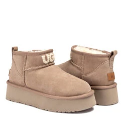 UGG Kardash Mini Platform Boots -Chic Clothing Store 4 5cf8f392 0344 40e7 8489 d2a697299c72
