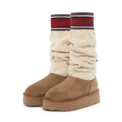 UGG Alexa Platform Boots 10 UGG Alexa Platform Boots -Chic Clothing Store 4 5ef4b9ae ca79 483b ae49 be6bd810ef83