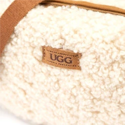 UGG Hannah Cross Body Bag 11 UGG Hannah Cross Body Bag -Chic Clothing Store 4 91ea35b7 770a 4130 b86f f6ce29e8a6c3