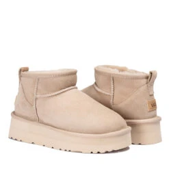 UGG Platform Classic Mini Boots -Chic Clothing Store 4 b4e33269 7a61 4e1a a9f6 8a64d78dd450