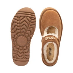 UGG Jaze Logo Platform Slippers -Chic Clothing Store 5 14da3912 2afe 45d0 965d 90b8059738f6