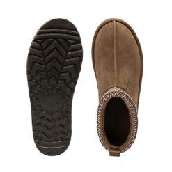UGG Premium Tasha Slippers -Chic Clothing Store 5 f2025df4 c44f 46e3 9e49 c9dc2364fecb