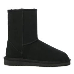 UGG Premium Traditional Classic Boots 32 UGG Premium Traditional Classic Boots -Chic Clothing Store B1 ff3d7093 a495 467c 9b78 43f0a74a83a9