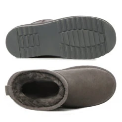 UGG Premium Unisex Ankle Boots 41 UGG Premium Unisex Ankle Boots -Chic Clothing Store G5 8dee5003 6bf0 4c95 8e5d b044e7d5d1de