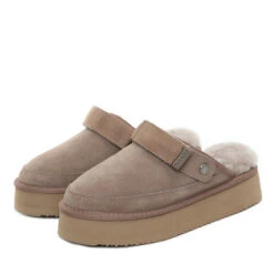 UGG Clogg Wool Platform Scuff 20 UGG Clogg Wool Platform Scuff -Chic Clothing Store ab4 0cab34bf 2df9 43a2 91a3 e00f73a90ee0