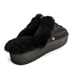 UGG Premium Pam Platform Scuff 15 UGG Premium Pam Platform Scuff -Chic Clothing Store b2 a226ec01 ed33 4f4b acbc 5c1cf2ab15d3