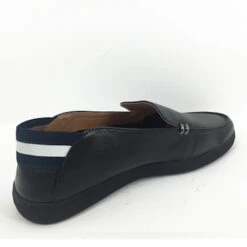 UGG Men Loafer 19 UGG Men Loafer -Chic Clothing Store b3 cb1f9883 f5f2 46e0 bf18 85a5076298ef