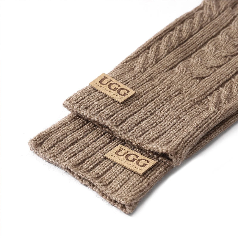 UGG Unisex Gloves 5 UGG Unisex Gloves - Image 4