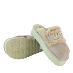 UGG Premium Brand Platform Scuff -Chic Clothing Store b5 b4113426 e67a 4979 85db 37c7c265844e