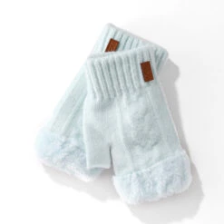 UGG Unisex Fingerless Gloves -Chic Clothing Store bl2 4629374c 92d0 4784 8a90 5ffde650d44b