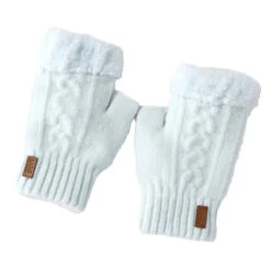 UGG Unisex Fingerless Gloves -Chic Clothing Store bl3 66586f77 af62 444a 8eda 673707735cbe