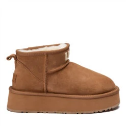 UGG Kardash Mini Platform Boots -Chic Clothing Store c1 6be4bc83 45cb 4047 a0a0 3e67ecdf299e