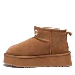 UGG Kardash Mini Platform Boots -Chic Clothing Store c2 4eb23a6a 486a 415f a778 7286b367b7e4