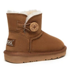 Ugg Nolan Kids Mini Button 14 Ugg Nolan Kids Mini Button -Chic Clothing Store c3 4a565823 f1f3 44d3 93b5 2b829e669bdb