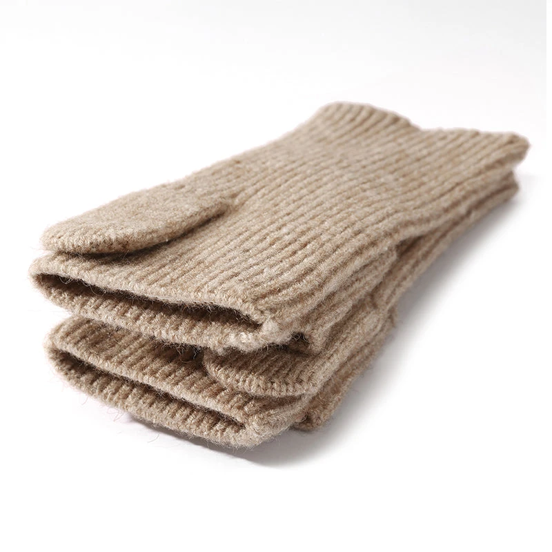 UGG Two Way Unisex Gloves 5 UGG Two Way Unisex Gloves - Image 3