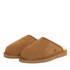 UGG Unisex Benj Scuff -Chic Clothing Store c4 2e704a67 a165 49d8 bc41 0f9b6aef623e