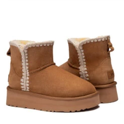 UGG Lyn Mini Platform 11 UGG Lyn Mini Platform -Chic Clothing Store c4 c181a0df bc8d 490b b2fb f51b996b2570