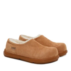 UGG Premium Jade Clog -Chic Clothing Store c4 d4483629 8394 4046 9af7 7a314b282329