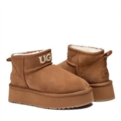 UGG Kardash Mini Platform Boots -Chic Clothing Store c5 9cd78cf0 89c1 4cae 9c48 728d562dca44