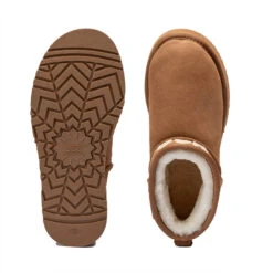 UGG Kardash Mini Platform Boots -Chic Clothing Store c6