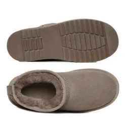 UGG Premium Unisex Mini Boots 41 UGG Premium Unisex Mini Boots -Chic Clothing Store cb5 2258d653 885c 49c2 b66f 54fac1f56456