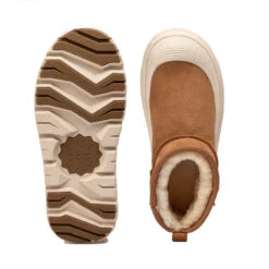 UGG Shay Ultimate Platform 16 UGG Shay Ultimate Platform -Chic Clothing Store cc5 6b13a022 9120 4587 a3a3 0249b7628ab0