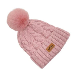 UGG Platinum PomPom Beanie -Chic Clothing Store dp2 88e24ef9 f1b8 4030 b394 60c1452efa56