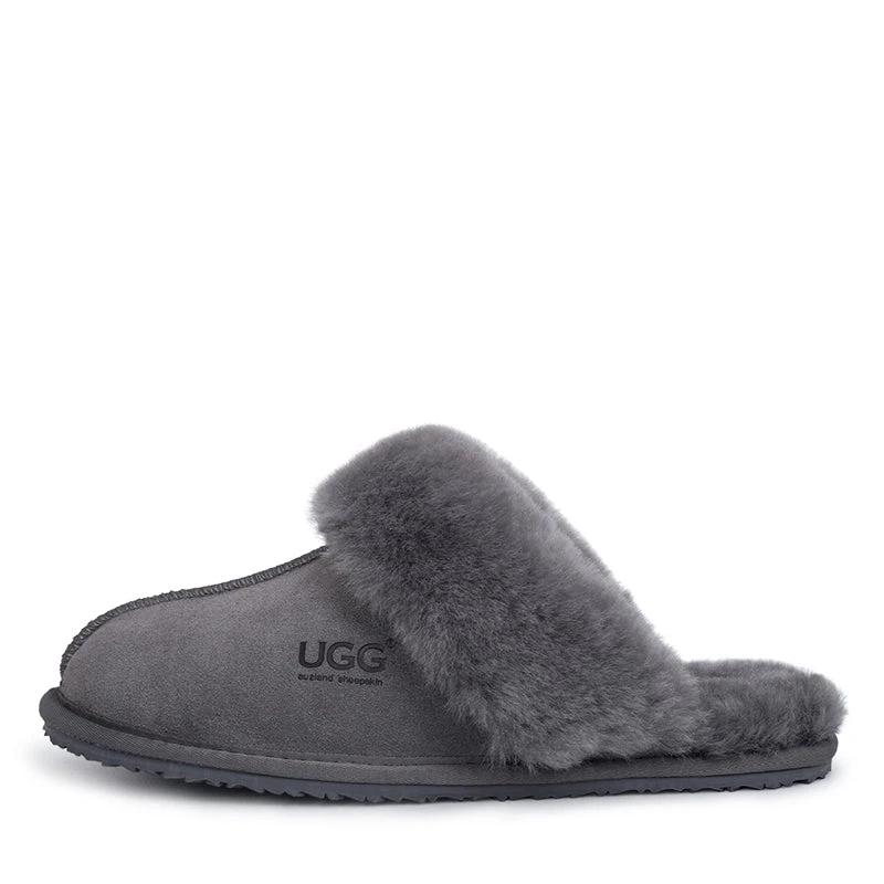 UGG Premium Traditional Scuff 9 UGG Premium Traditional Scuff - Image 7