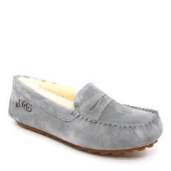 Ladies Ugg Moccasin -Chic Clothing Store g3 9c6f08bc b5a3 462d 894e 64ae7ccb9500
