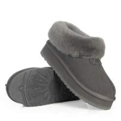 UGG Shady Platform Slippers 31 UGG Shady Platform Slippers -Chic Clothing Store g5 6d950d5a 719a 4116 bb21 1252c9232891
