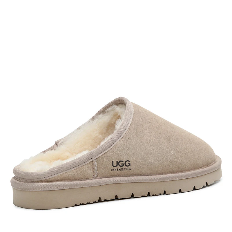 UGG Premium Classic Slip-On 4 UGG Premium Classic Slip-On - Image 2