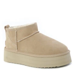 UGG Mini Atasha Platform -Chic Clothing Store m3 b9d59710 9f3e 468a 838e 33e7888e7187