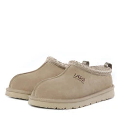 UGG Tassa Slippers -Chic Clothing Store m4 87ae83c1 dfea 4605 868c 6c6a689e5f6e