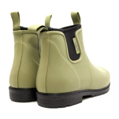 UGG Premium Waterproof Boots -Chic Clothing Store m4 fa786c4b 4505 4a53 bf91 26b4164a9490