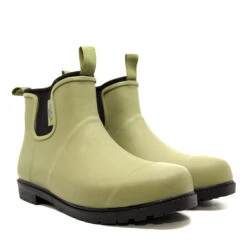 UGG Premium Waterproof Boots -Chic Clothing Store m5 23c6e687 c493 4963 afd6 e7561246f7ab