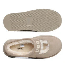 UGG Ultimate Log Platform Slippers 21 UGG Ultimate Log Platform Slippers -Chic Clothing Store m5 58f5a24b e5ed 4383 a5aa cc879a2042d1