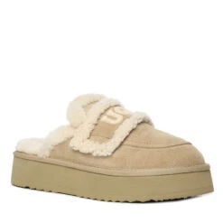 UGG Trisha Fluffy Platform Scuff 22 UGG Trisha Fluffy Platform Scuff -Chic Clothing Store ms3 f9d4cddb 66a8 4008 bef6 bd66fe8fd414