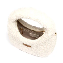 UGG Premium Fluffy Handbag -Chic Clothing Store n3 69810b61 c5f3 4a96 a84a 976d96dbf77c