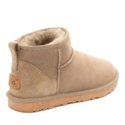UGG Mini Louize Boots 24 UGG Mini Louize Boots -Chic Clothing Store olive04 b16fc273 1470 4745 9508 4f6043aab46a