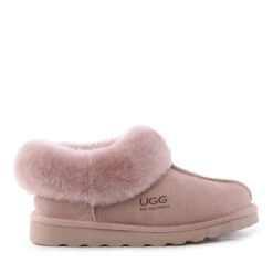UGG Platinum Bree Slippers -Chic Clothing Store p1 f2bb92d6 be06 45b3 9768 c444fd0ee936
