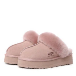 UGG Platinum Platform Scuff -Chic Clothing Store p4 d61ec43b 8e4b 40e2 aa5b f4e6b9a749b1