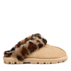 UGG Premium Little Scuff -Chic Clothing Store s1 497b289f 70ba 4cf9 9f44 b447c842fc0f