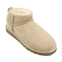 UGG Premium Mini Trish Boots -Chic Clothing Store s2 1f1343da 729b 40da b7bb c98b3f2d79ac