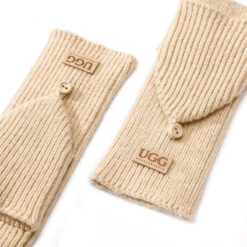 UGG Two Way Unisex Gloves 29 UGG Two Way Unisex Gloves -Chic Clothing Store s3 08bcf462 d4f9 417d 9f02 7875f0557cac