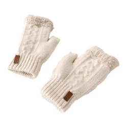UGG Unisex Fingerless Gloves -Chic Clothing Store s3 7683260b fe9c 4111 a542 45a749431829
