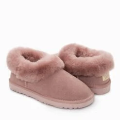 UGG Alberich Fluffy Collar Slippers 35 UGG Alberich Fluffy Collar Slippers -Chic Clothing Store ugg alberich fluffy collar slippers 597088