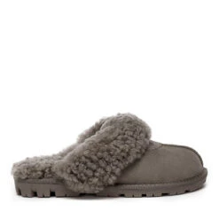 UGG Mallia Curly Slippers 37 UGG Mallia Curly Slippers -Chic Clothing Store ugg mallia curly slippers 874147